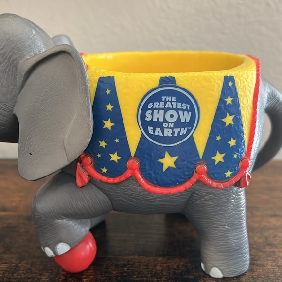 Ringling Bros. Circus Elephant Cup - Picture 7 of 11